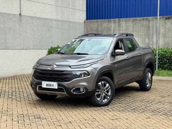 FIAT TORO 1.8 16V EVO FLEX FREEDOM AT6 FIAT TORO 1.8 16V EVO FLEX FREEDOM AT6